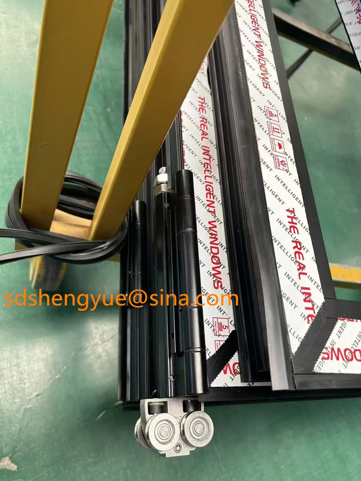 Custom Aluminum Double Pane Exterior Bifold Doors Partition Patio Glass Door Bi Fold Accordion Door Sliding Folding Door