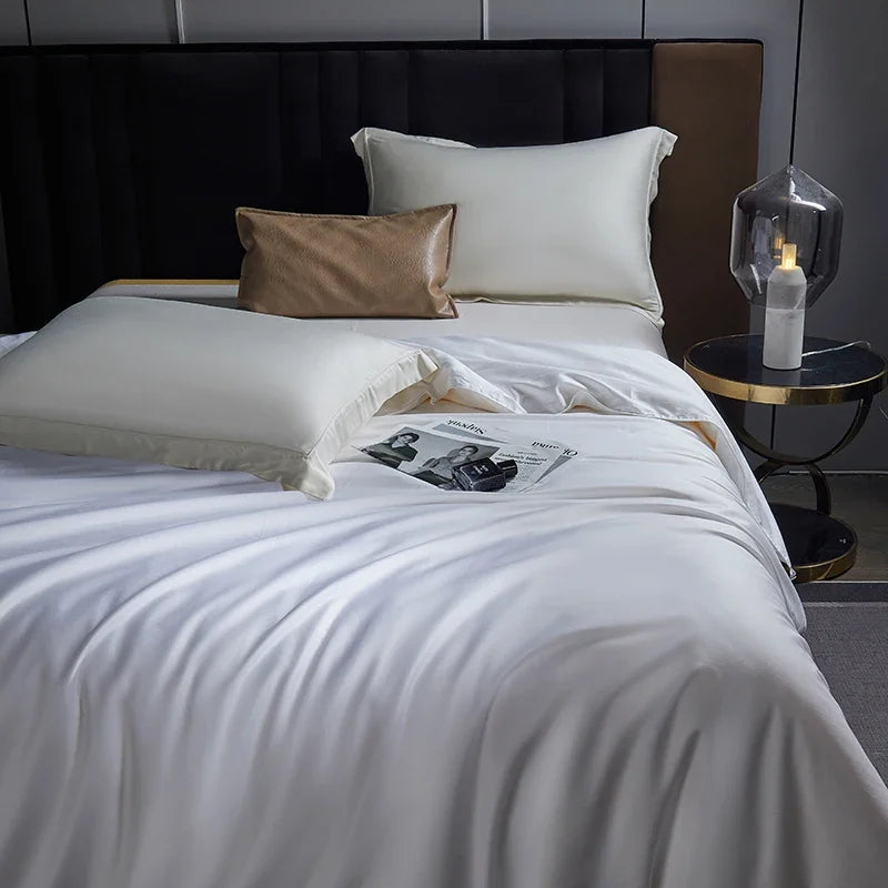 Idaune Pure Mulberry Silk Quilt Breathable Hypoallergenic Bedding