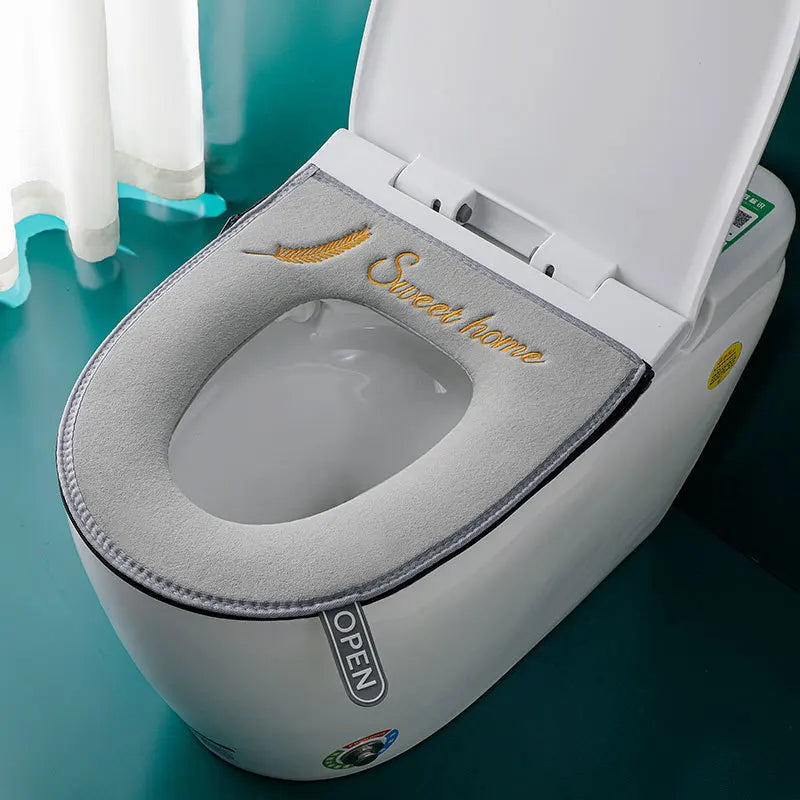 Waterproof Plush Toilet Seat Cover With Washable Zipper Design